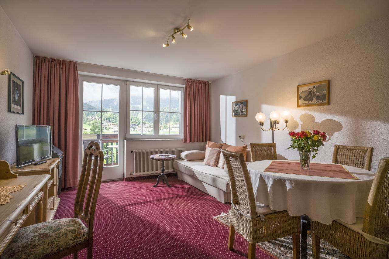 אלמאו Apparthotel Tom Sojer מראה חיצוני תמונה